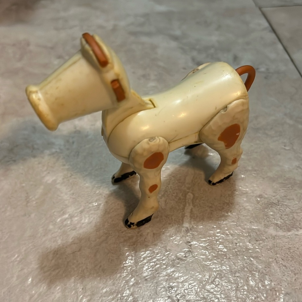 Vintage Fisher-Price little people Play Family Farm white cow.